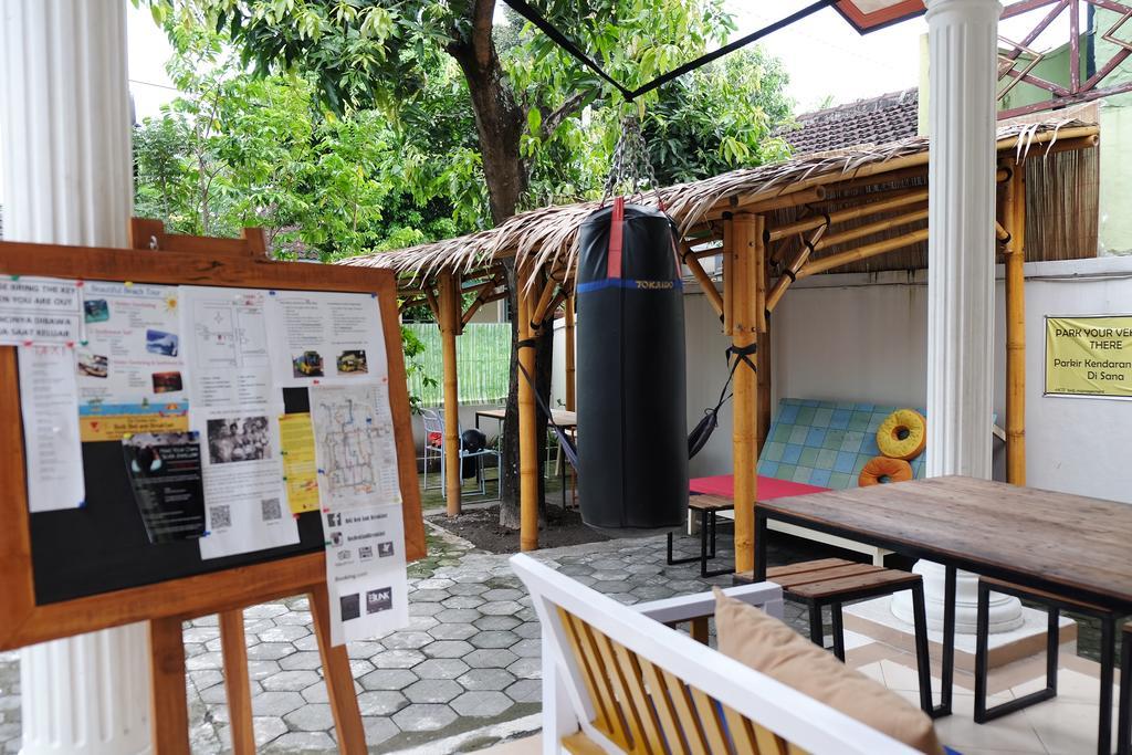 Hoz Bed & Breakfast Джокякарта Екстериор снимка