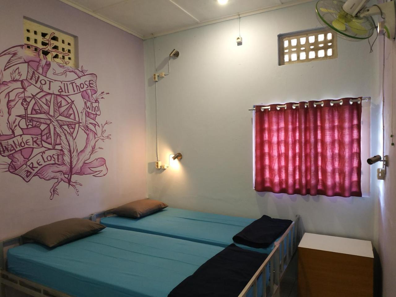 Hoz Bed & Breakfast Джокякарта Екстериор снимка